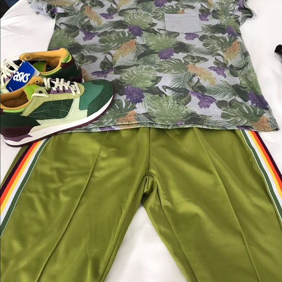 Meet your Posher, Roberto - Picture 2 of 2